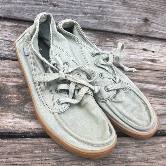 SANUK WOMENS 7 OLIVE GREEN CHUKKAS VEE K SHAWN BOAT BOOT SHOES - Picture 3 of 7